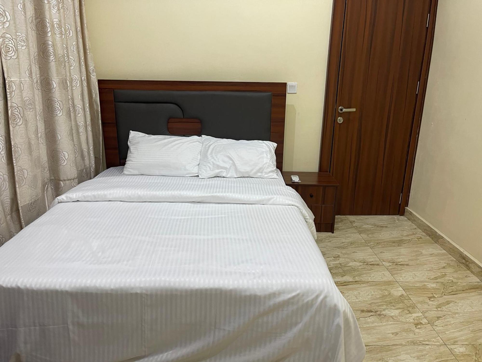 Pilgrim Place Ξενοδοχείο Rubuchi Εξωτερικό φωτογραφία
